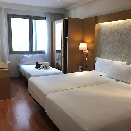 Hotel Abba Rambla 3*