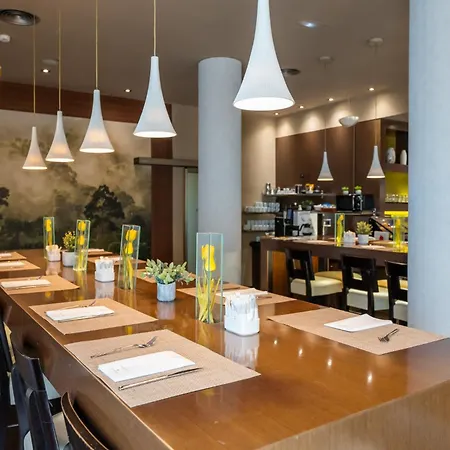 Hotel Abba Rambla 3*