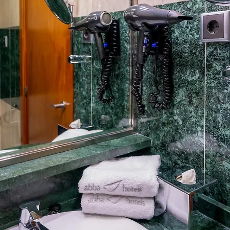 アバ ランブラ 3* バルセロナ