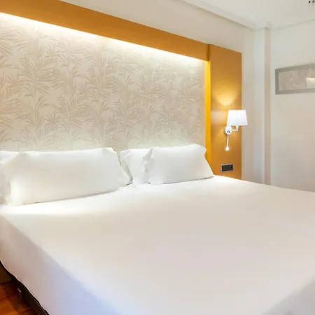 Hotel Abba Rambla 3*