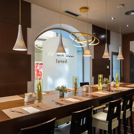 アバ ランブラ ホテル 3*