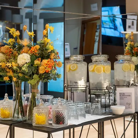 アバ ランブラ ホテル