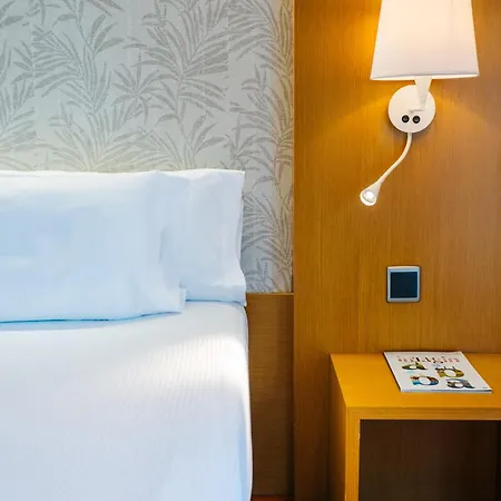 Hotel Abba Rambla 3*